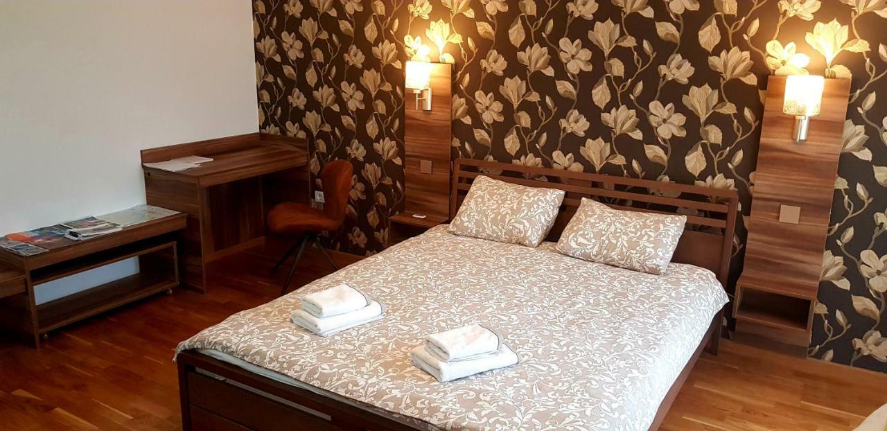 Uki-Modern Apartment With Parking Novi Sad Esterno foto